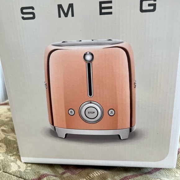 Smeg Tan Toaster - Picture 2 of 3